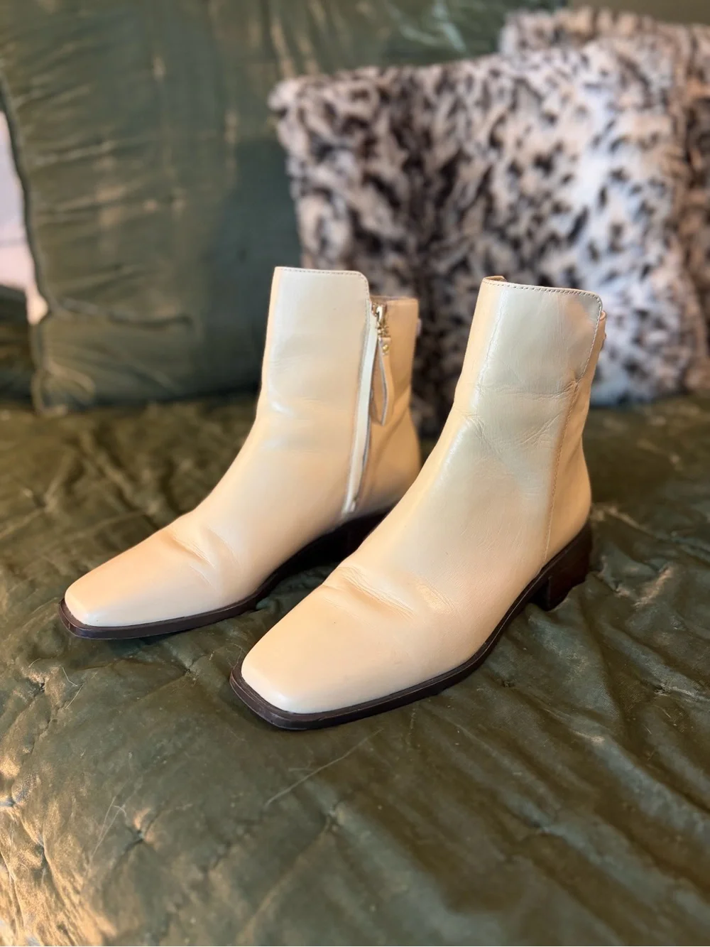 Sam Edelman Cream Leather Ankle Boots with Side Zip